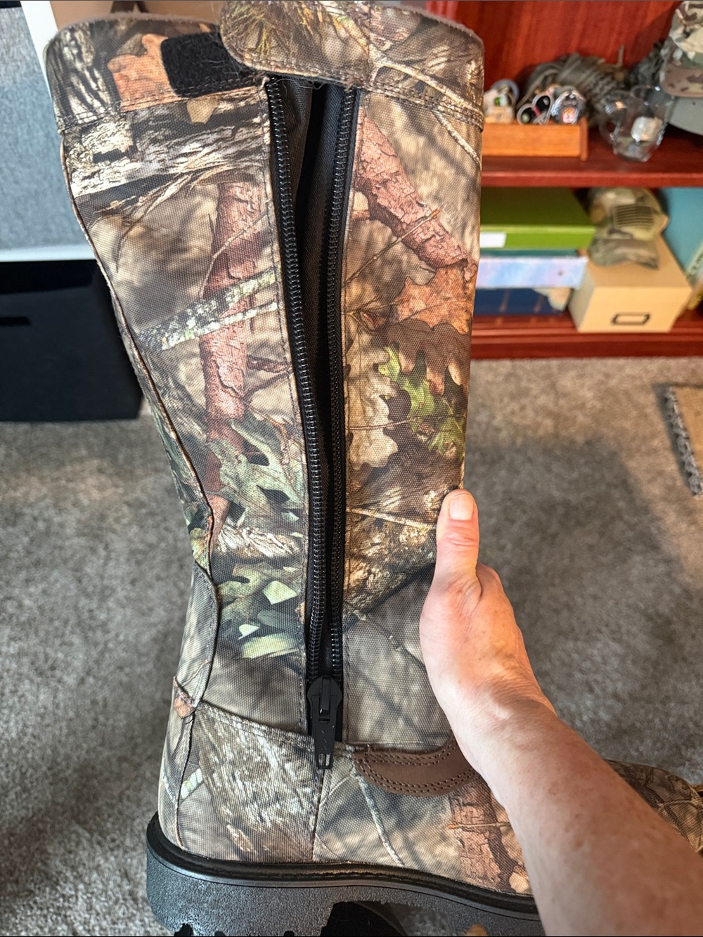 Brand new Rocky Men's 16” snake waterproof Pull-On Hunting Boots - Picture 3 of 4